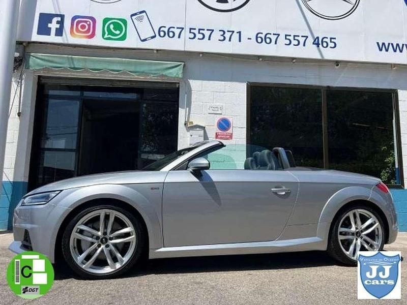 Usado Audi TT 245 CV (180 kW) 2019 Gris Descapotable