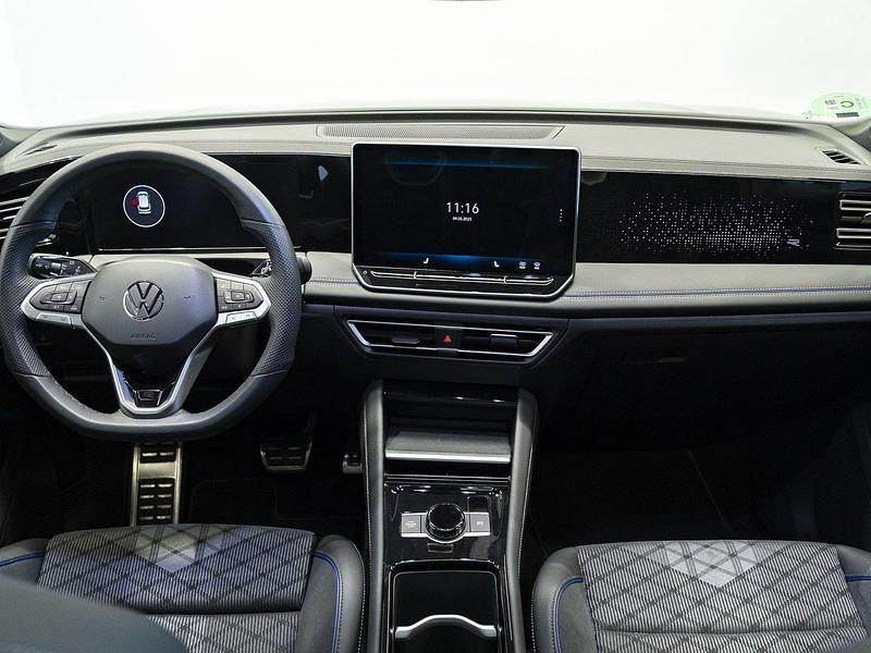 Usado VW Tiguan R-line 150 CV (110 kW) 2025 Gris SUV