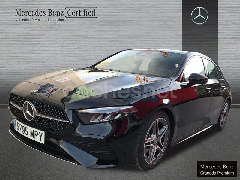 Negro noche Usado 2024 Mercedes A200 AMG line Berlina | 36.500 € (Precio justo) - Imagen 1/4