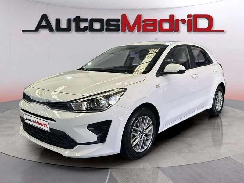 Usado Kia Rio 84 CV (61 kW) 2023 Blanco Utilitario
