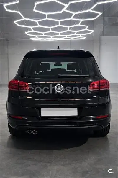 Usado VW Tiguan R-line 184 CV (135 kW) 2016 Negro SUV