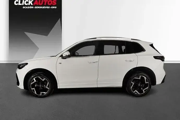 Usado VW Tiguan R-line 150 CV (110 kW) 2024 SUV