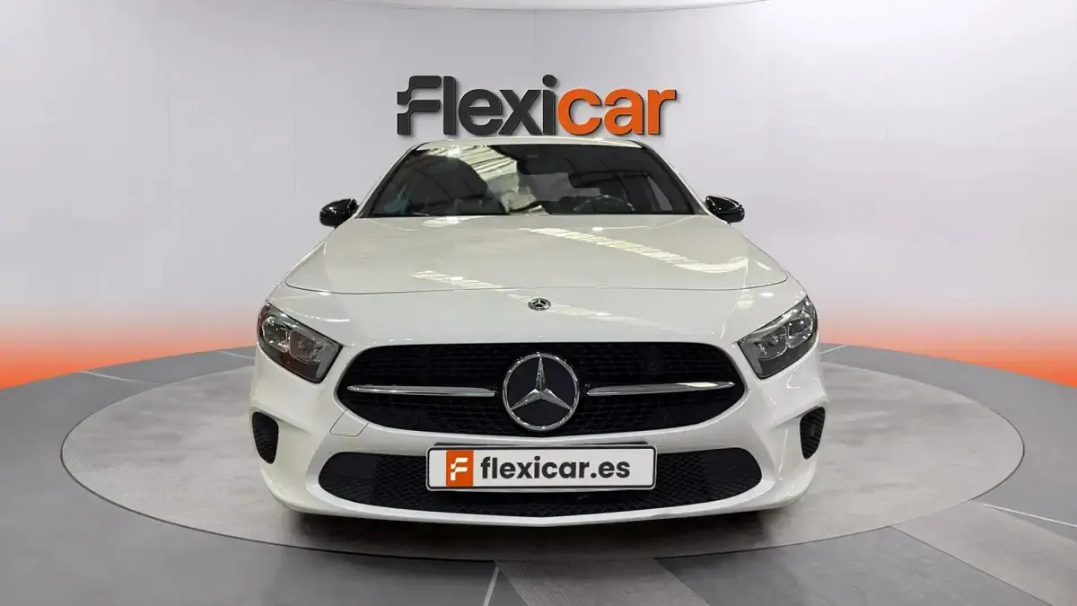 Usado Mercedes A180 116 CV (85 kW) 2019 Blanco Berlina