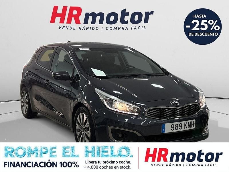 Usado Kia Ceed 90 CV (66 kW) 2018 Gris Utilitario
