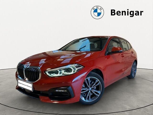 Rojo Usado 2021 BMW 116 Comfort Edition Utilitario | 22.550 € (Precio justo) - Imagen 1/4