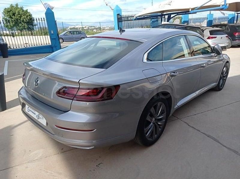 Usado VW Arteon 150 HP (110 kW) 2020 Cinzento Sedan