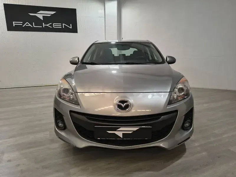 Usado Mazda 3 Style 105 CV (77 kW) 2012 Gris / plata Berlina