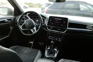 Usado VW T-Roc R-line 150 CV (110 kW) 2023 Blanco SUV
