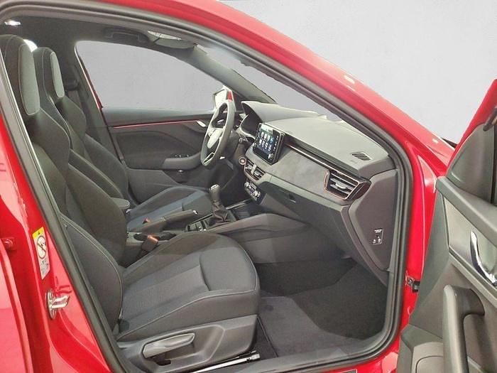 Nuevo Skoda Scala 115 CV (84 kW) 2025 Rojo Utilitario