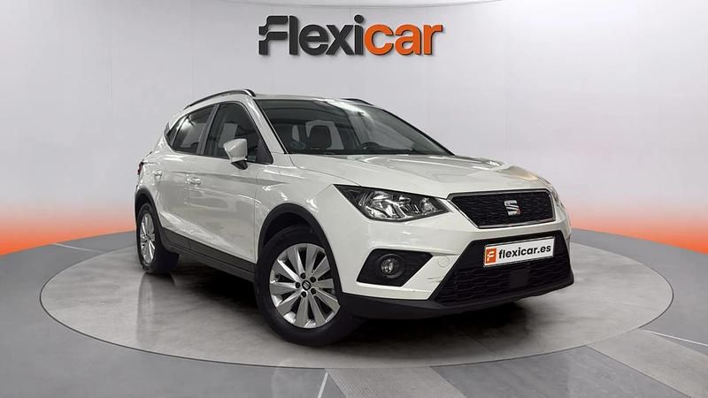Usado Seat Arona Ecomotive 115 CV (84 kW) 2020 Blanco SUV