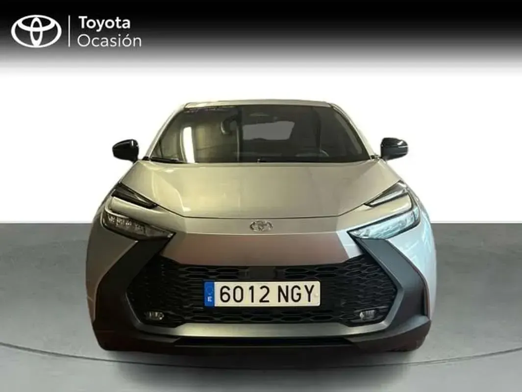 Usado Toyota C-HR Advance 140 CV (102 kW) 2025 Gris SUV
