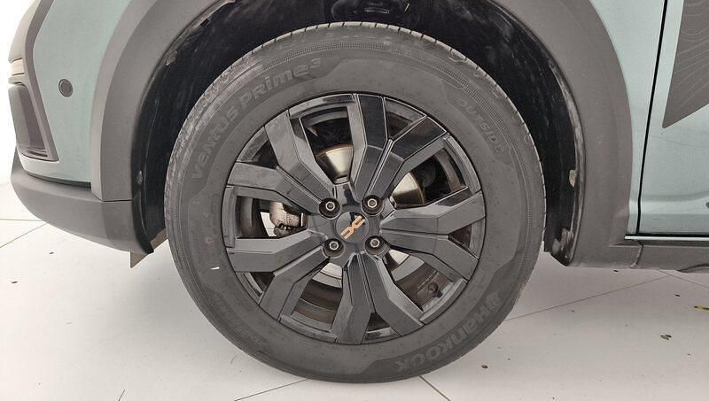 Usado Dacia Sandero Extreme 101 CV (74 kW) 2025 Verde Berlina