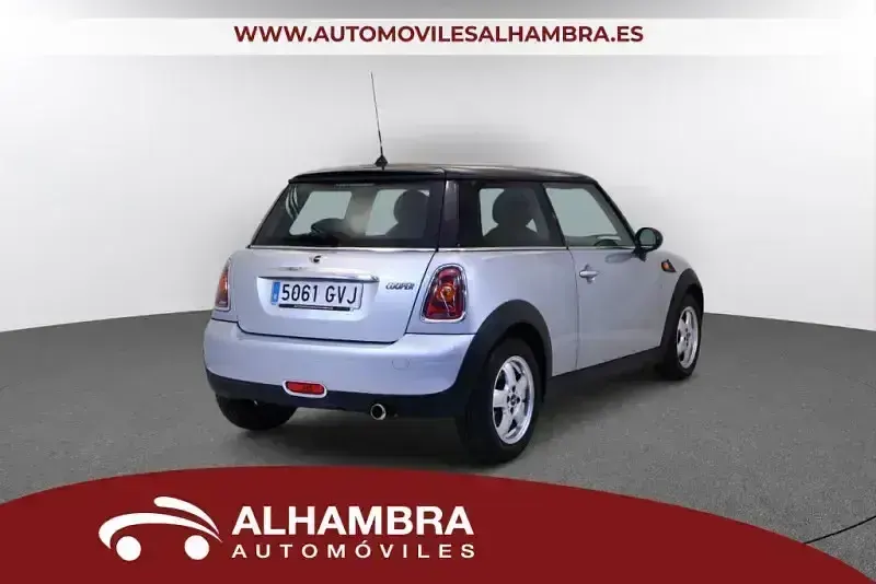 Usado Mini Cooper 122 CV (89 kW) 2010 Gris / plata Utilitario