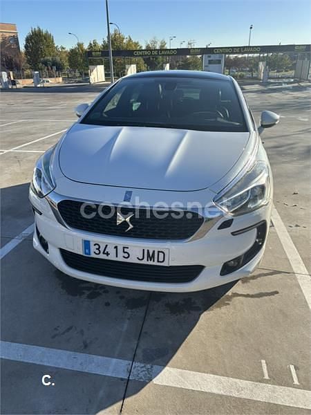 Blanco Usado 2016 DS Automobiles DS5 Style Utilitario | 8950 € (Buen precio) - Imagen 1/4