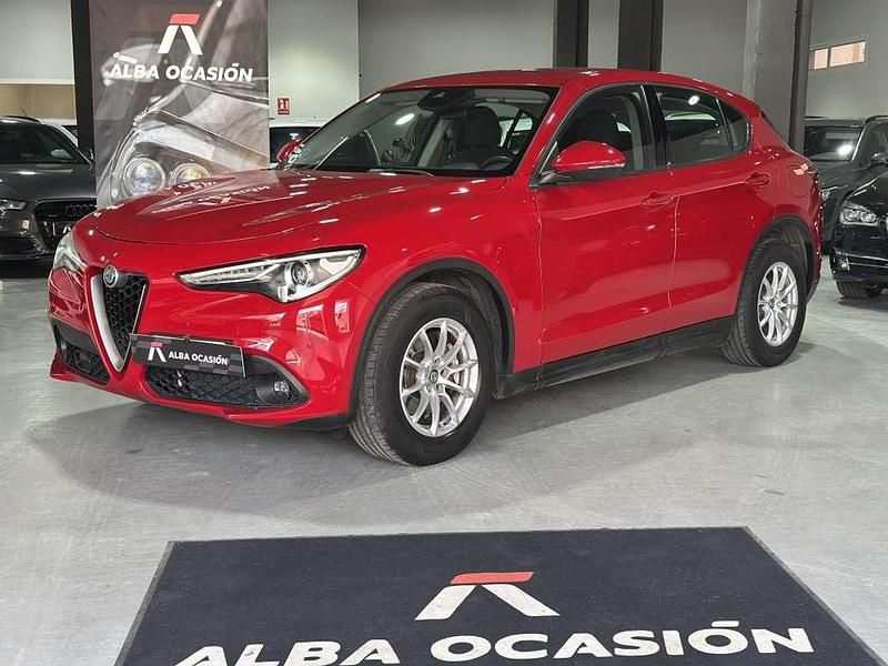 Burdeos Usado 2018 Alfa Romeo Stelvio Executive SUV | 19.900 € (Super precio) - Imagen 1/4