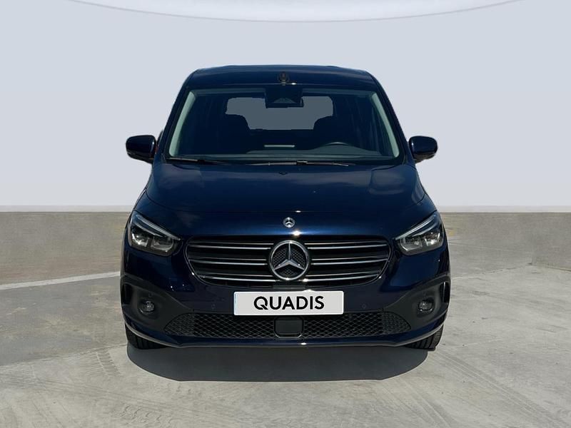 Usado Mercedes T180 116 CV (85 kW) 2024 Azul Monovolumen