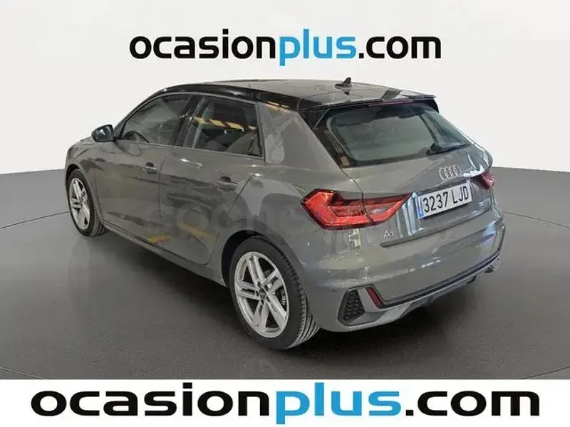Usado Audi A1 Sportback S-Line 150 CV (110 kW) 2020 Gris / plata Utilitario
