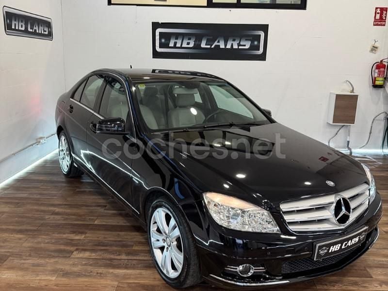Usado Mercedes C220 Avantgarde 170 CV (125 kW) 2010 Negro Berlina