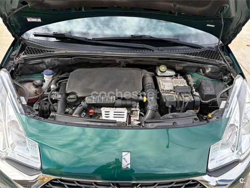 Usado DS Automobiles DS3 110 CV (80 kW) 2017 Verde Berlina