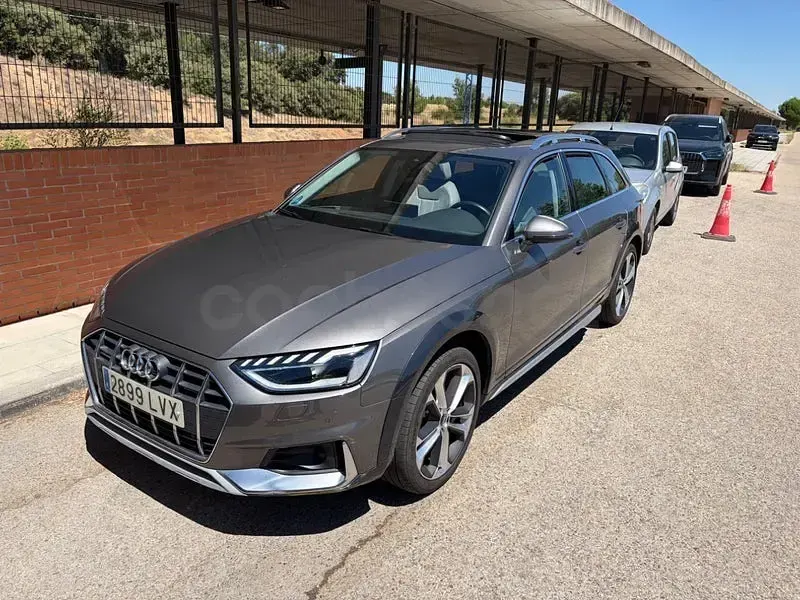 Usado Audi A4 Allroad Sport 204 CV (150 kW) 2022 Beige Familiar