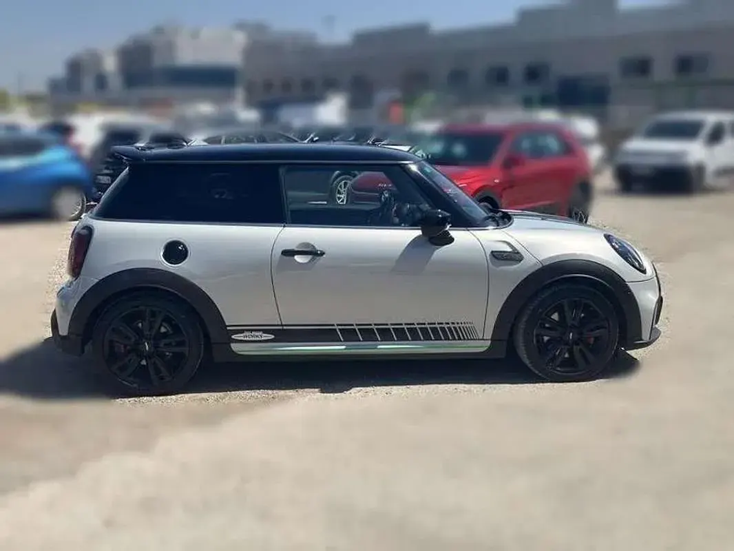 Usado Mini Cooper S 178 CV (130 kW) 2022 Gris Utilitario