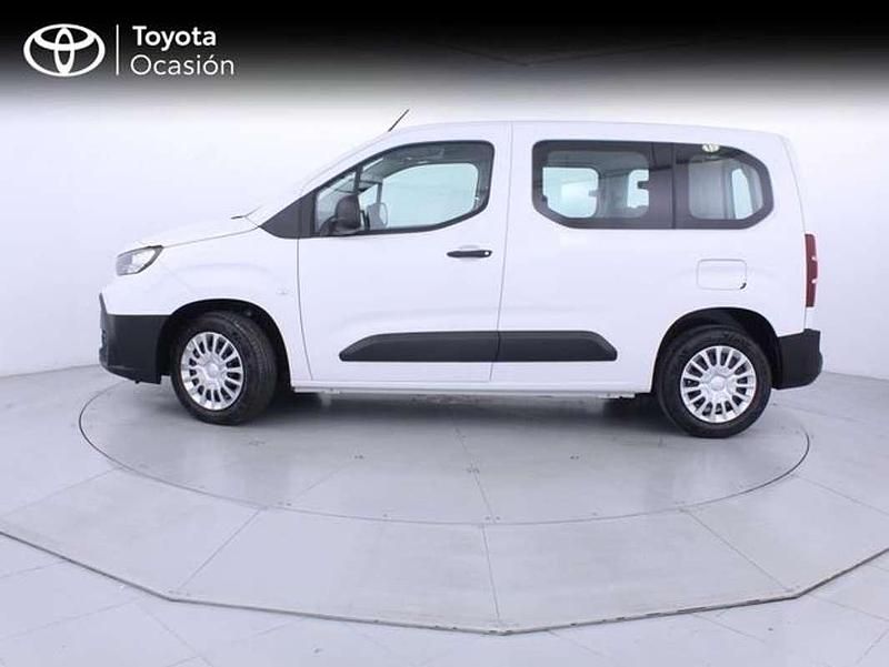 Usado Toyota Proace City City 101 CV (74 kW) 2025 Blanco Monovolumen