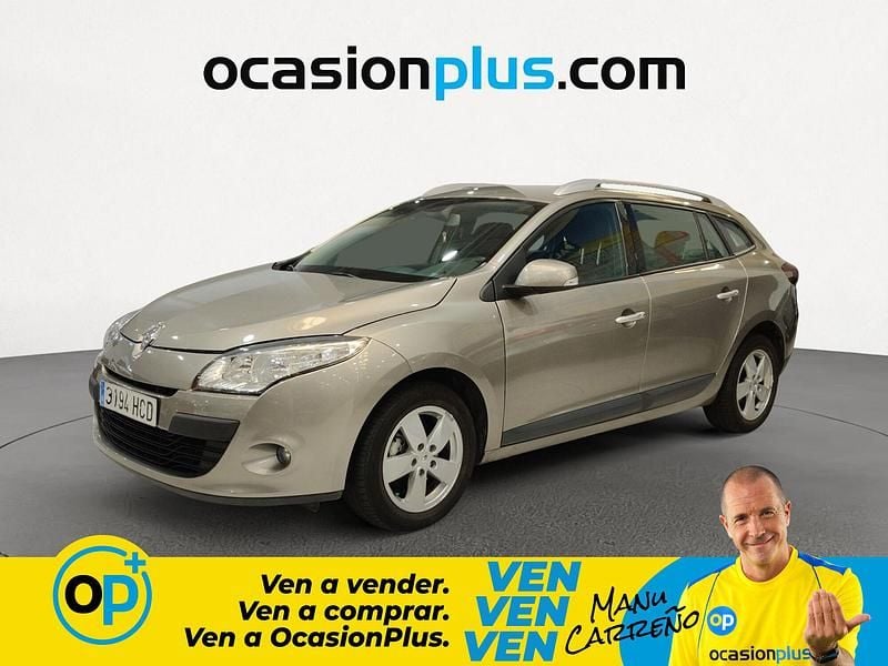Usado Renault Mégane GrandTour Dynamique 110 CV (80 kW) 2011 Beige Familiar