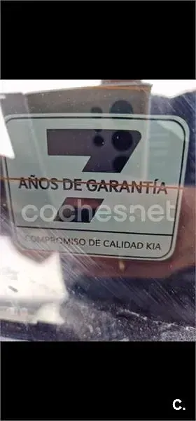 Usado Kia Ceed 136 CV (100 kW) 2024 Gris / plata Utilitario