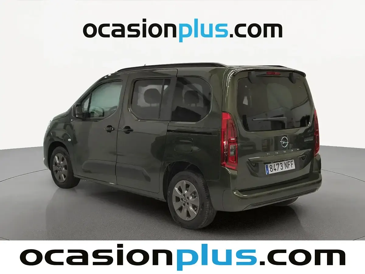 Usado Opel Combo S 100 CV (73 kW) 2025 Verde Monovolumen