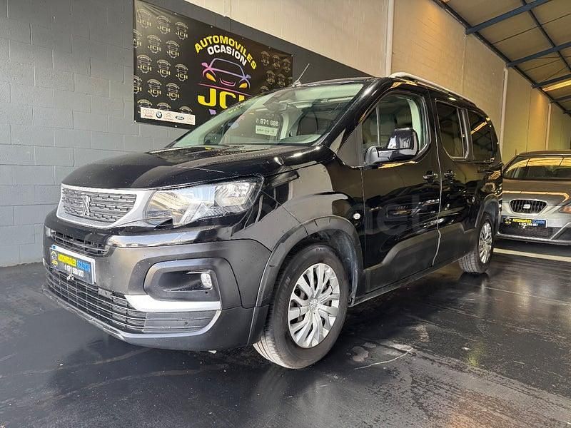 Usado Peugeot Rifter Active 130 CV (95 kW) 2019 Negro Monovolumen