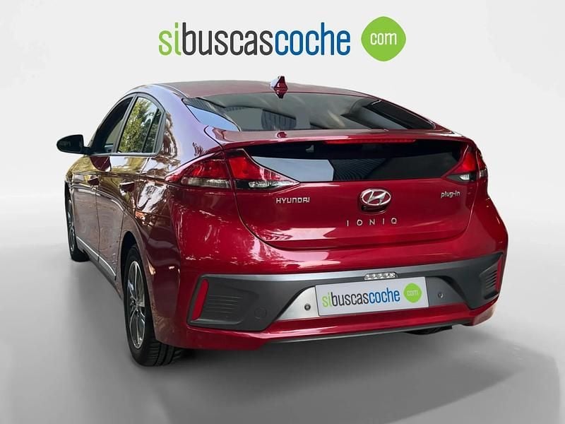 Usado Hyundai Ioniq 131 CV (96 kW) 2021 Granate Utilitario