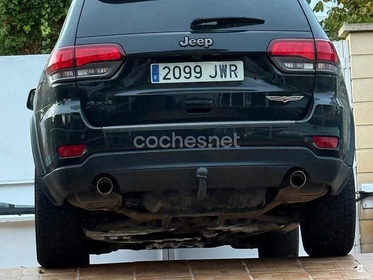 Usado Jeep Grand Cherokee Trailhawk 250 CV (183 kW) 2017 Negro SUV