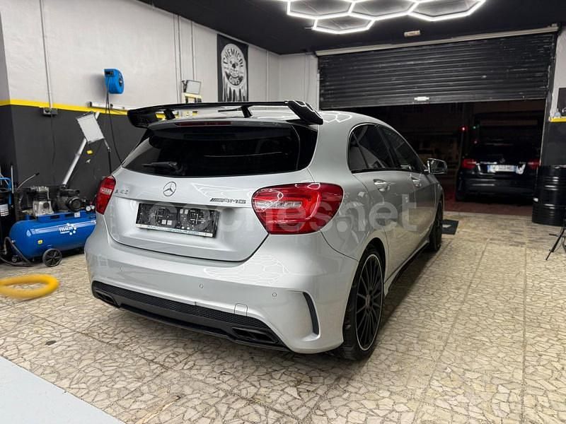 Gris / plata Usado 2014 Mercedes A45 AMG AMG Berlina | 22.990 € (Precio justo) - Imagen 1/4