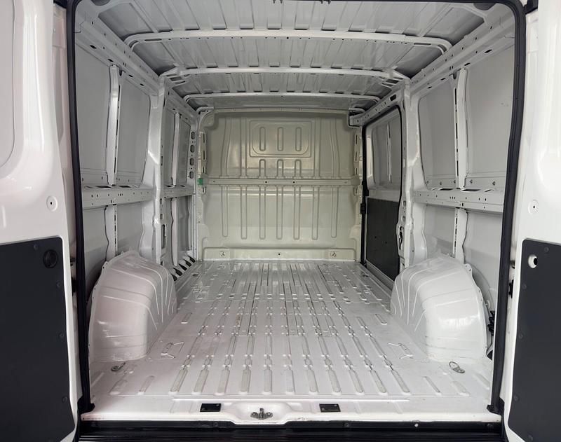 Usado Fiat Ducato 136 CV (100 kW) 2020 Blanco Van