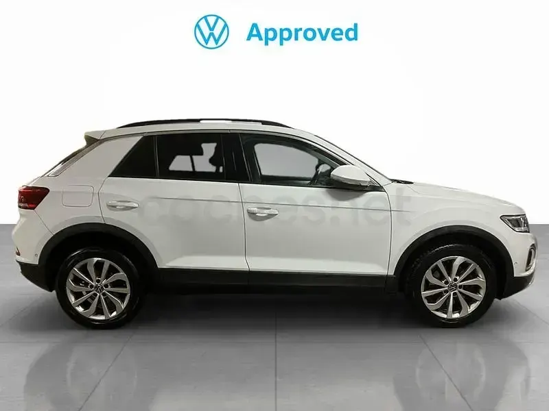 Usado VW T-Roc Life 150 CV (110 kW) 2024 Blanco SUV