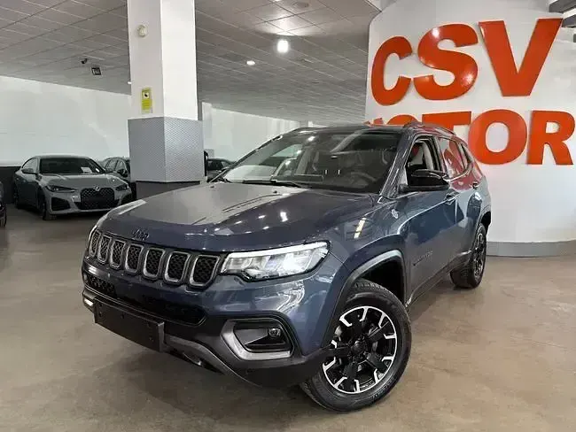 Begagnad Jeep Compass Trailhawk 241 HK (177 kW) 2023 Blå SUV