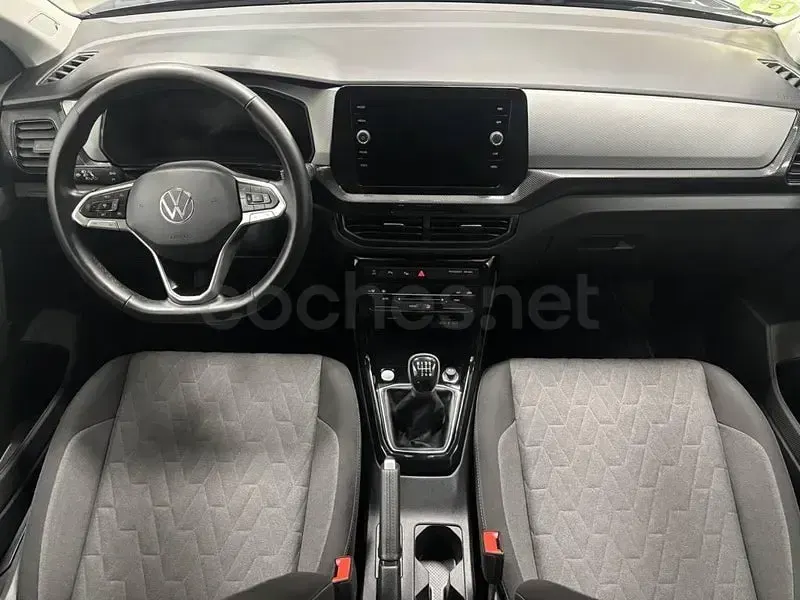 Usado VW T-Cross 116 CV (85 kW) 2024 Gris / plata SUV