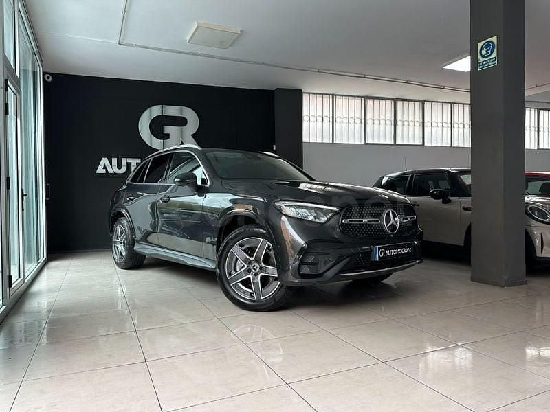 Usado Mercedes GLC300e 313 CV (230 kW) 2024 Negro SUV