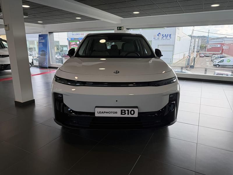 Nuevo Leapmotor B10 160 kW (218 CV) 2025 Morado SUV