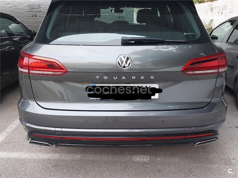 Gris / plata Usado 2019 VW Touareg R-line SUV | 39.500 € (Buen precio) - Imagen 1/4
