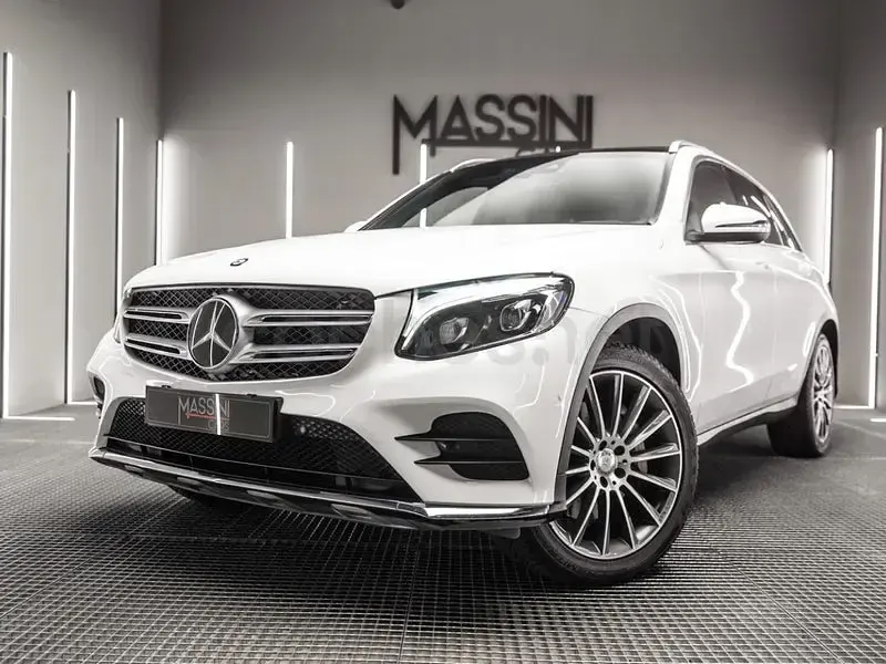 Usado Mercedes GLC250 AMG line 204 CV (150 kW) 2015 Blanco SUV