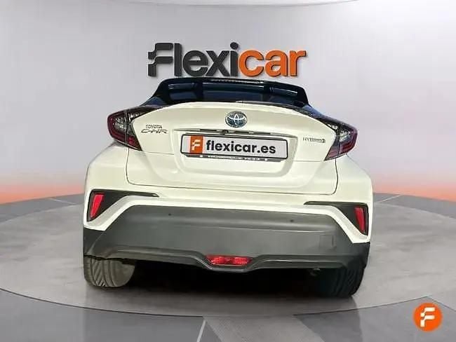 Usado Toyota C-HR 98 HP (72 kW) 2017 Branco SUV