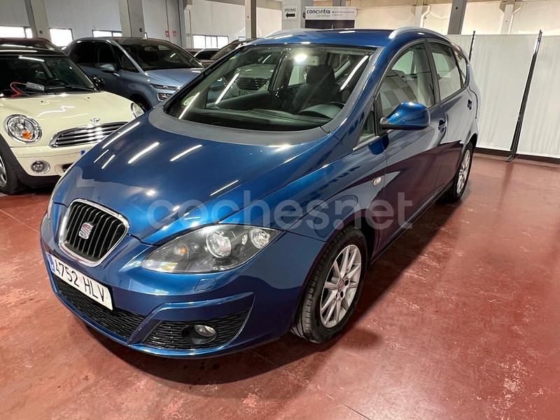 Azul Usado 2012 Seat Altea Style Monovolumen | 5495 € (Precio justo) - Imagen 1/4