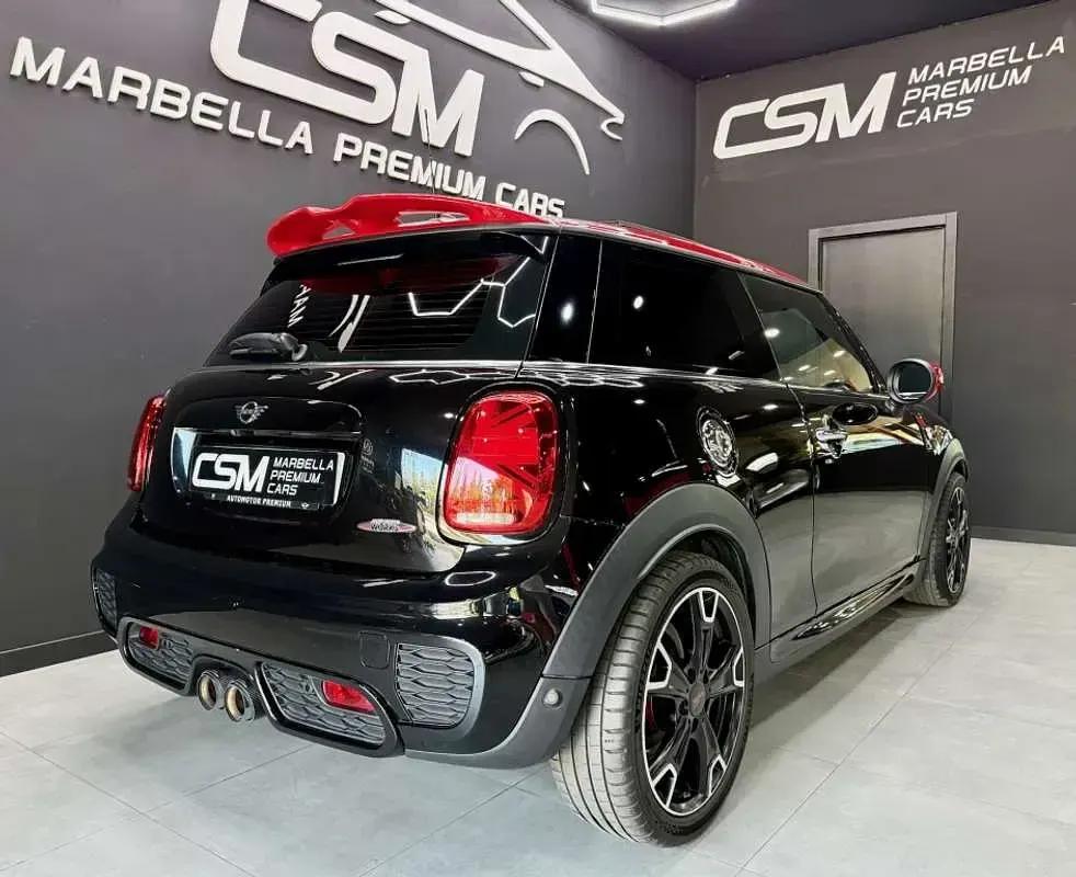Usado Mini John Cooper Works 231 CV (169 kW) 2020 Negro Utilitario