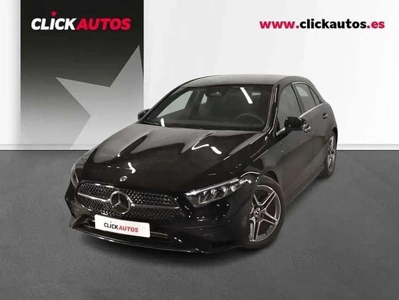 Negro Usado 2024 Mercedes A180 AMG line Berlina | 26.150 € (Buen precio) - Imagen 1/4