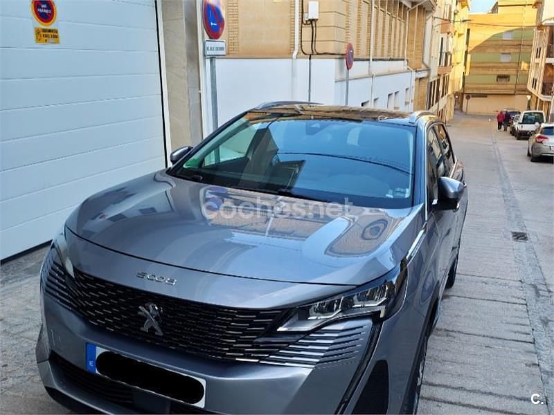 Usado Peugeot 5008 130 CV (95 kW) 2021 Gris / plata SUV