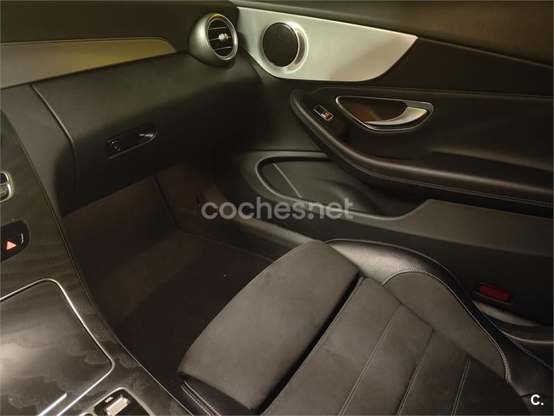 Usado Mercedes C250 AMG line 204 CV (150 kW) 2016 Gris / plata Coupe