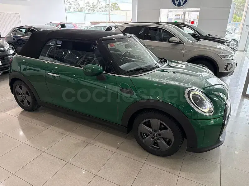 Usado Mini Cooper Cabriolet 136 CV (100 kW) 2021 Verde Descapotable