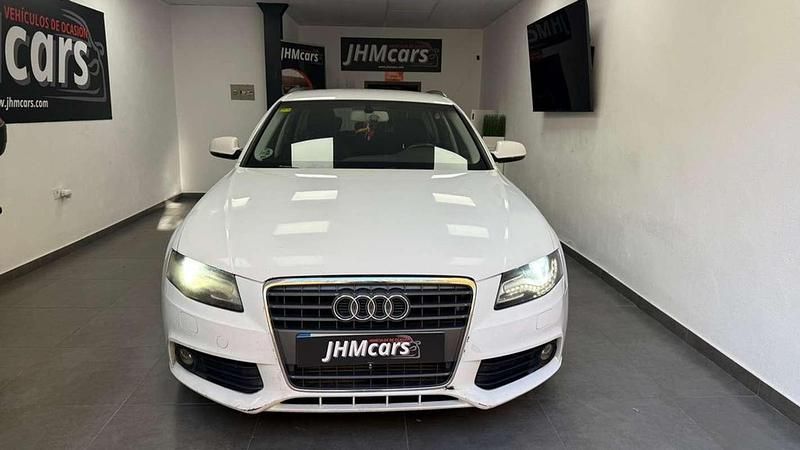 Blanco Usado 2009 Audi A4 Familiar | 5990 € (Precio justo) - Imagen 1/4