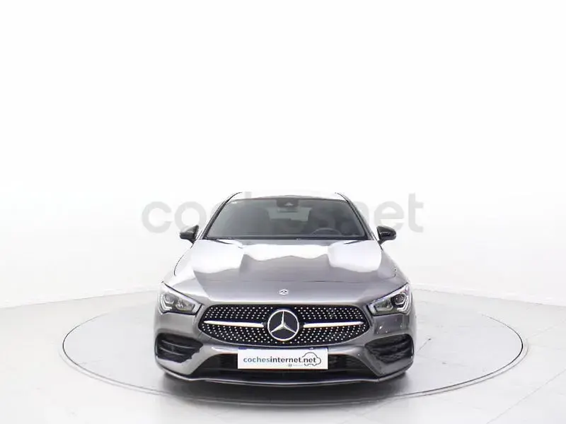 Occasion Mercedes CLA200 Shooting Brake 163 PK (119 kW) 2019 Grijs Stationwagen